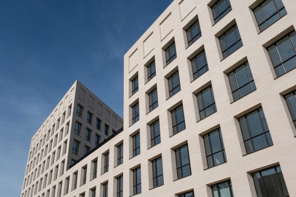 À Villejuif, la terre cuite structure les façades du projet Kadans